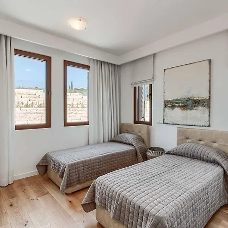 Aphrodite Hills Uj01 Villa