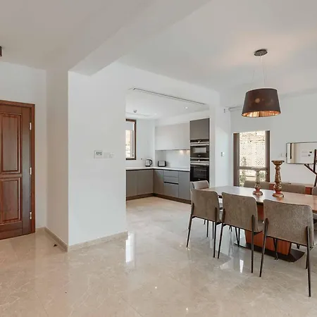 Villa Aphrodite Hills Uj01