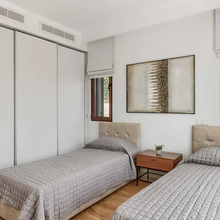Villa Aphrodite Hills Uj01 *